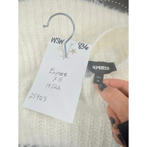 Express Sweater Women's XS White Fuzzy Mock Turtleneck - Picture 3 of 5